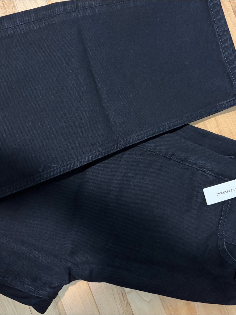 NWT Banana Republic Black 90s Straight Jeans